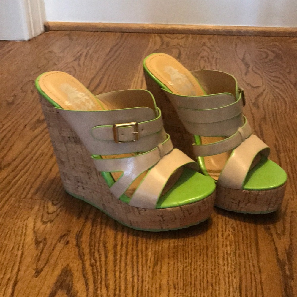Wedge sandals